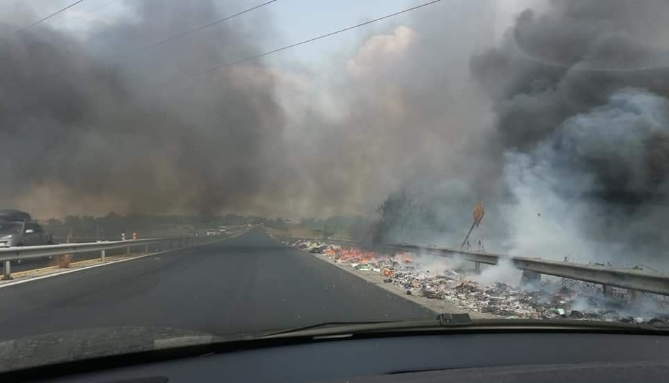 incendio rifiuti asse mediano